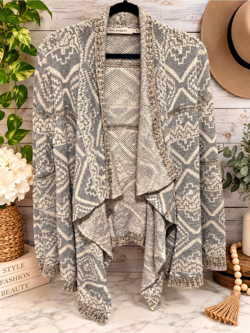 Blu Pepper Gray Cream Aztec Geometric Open Front Cardigan Sweater